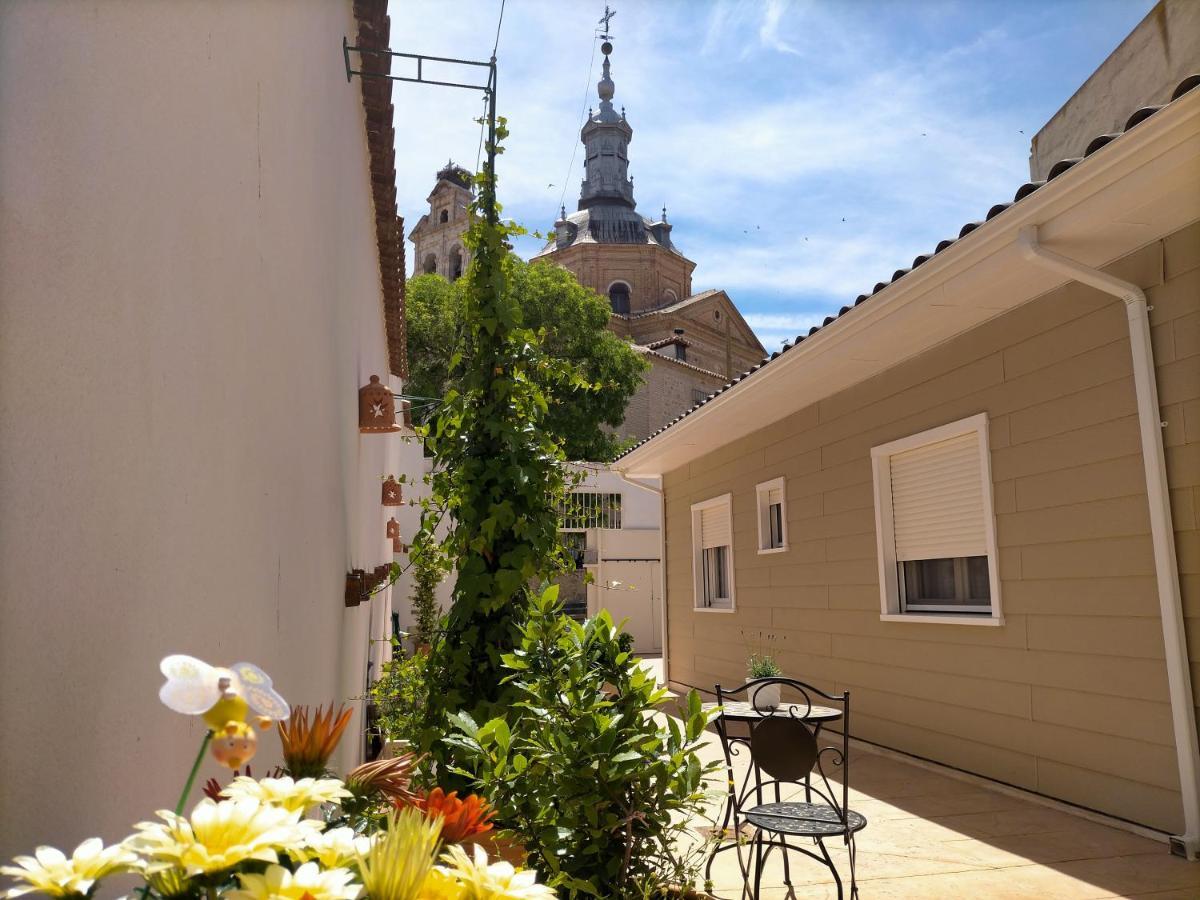 Azafran Consuegra Guest House Exterior photo