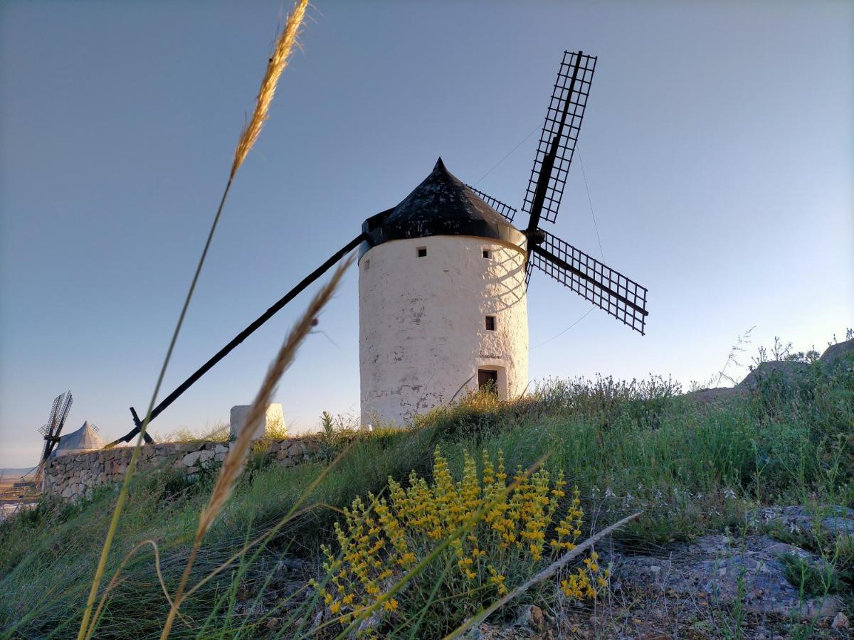 Azafran Consuegra Guest House Exterior photo